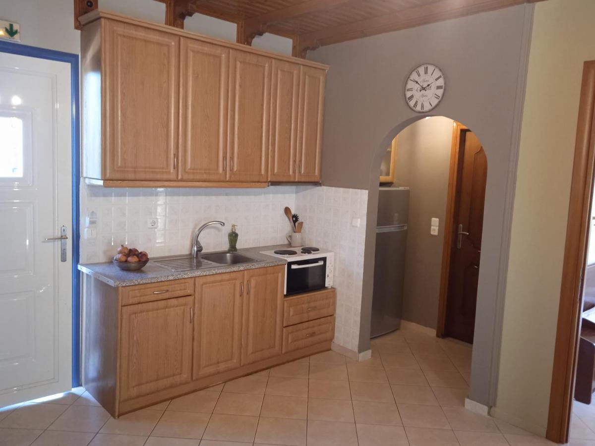 Katerina House Apartment Finikounta Exterior photo